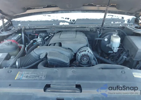 2009 GMC Yukon Xl 1500 Denali z USA, uszkodzony, nr VIN 1GKFK06289R275335